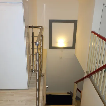 Tolstov - 3 With Garden - 20 Min Messe Dus & Airport Dus