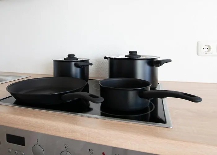 Tolstov - 3 With Garden - 20 Min Messe Dus & Airport Dus Lejlighed