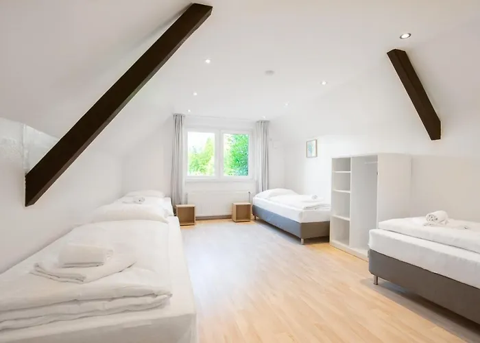 Tolstov - 3 With Garden - 20 Min Messe Dus & Airport Dus Lejlighed Meerbusch