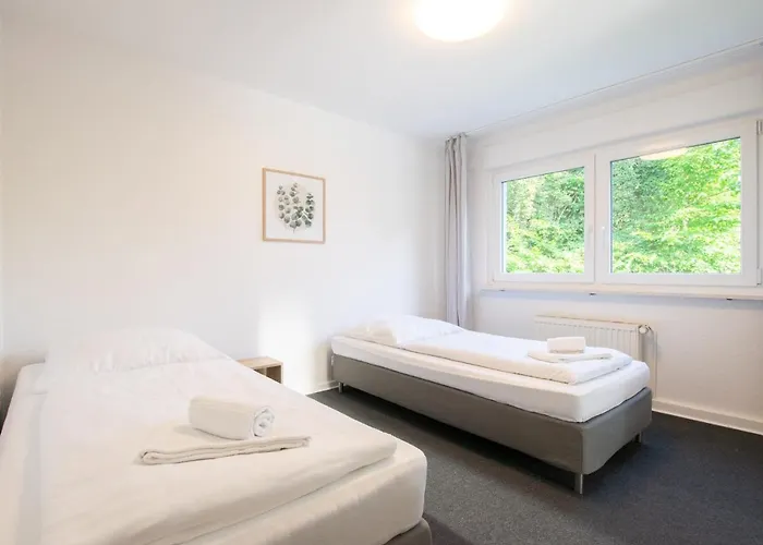 Lejlighed Tolstov - 3 With Garden - 20 Min Messe Dus & Airport Dus Meerbusch