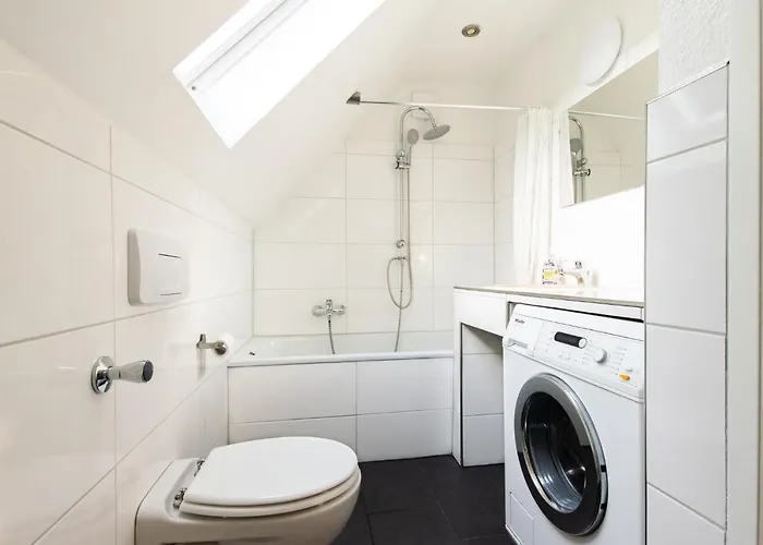 Lejlighed Tolstov - 3 With Garden - 20 Min Messe Dus & Airport Dus