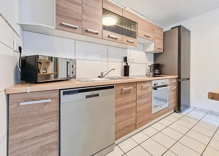 Tolstov - 3 With Garden - 20 Min Messe Dus & Airport Dus Lejlighed *