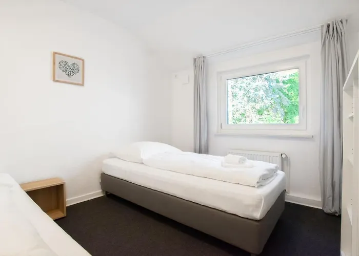 Tolstov - 3 With Garden - 20 Min Messe Dus & Airport Dus Meerbusch