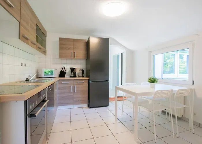 Tolstov - 3 With Garden - 20 Min Messe Dus & Airport Dus Lejlighed *