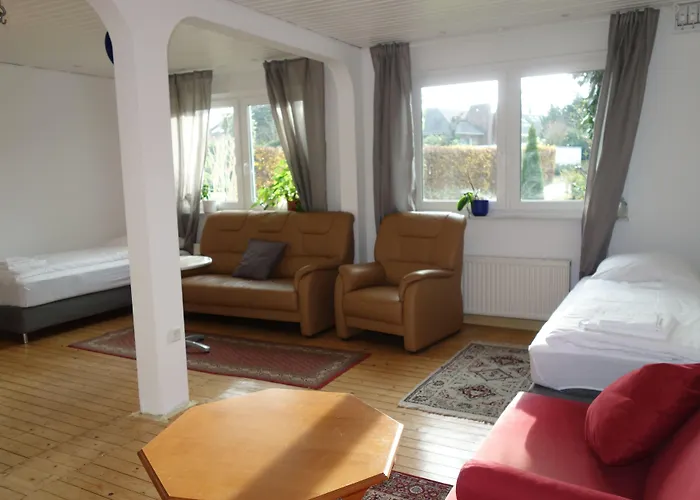 Tolstov - 3 With Garden - 20 Min Messe Dus & Airport Dus