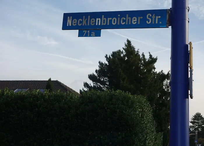 Tolstov - 3 With Garden - 20 Min Messe Dus & Airport Dus * Meerbusch