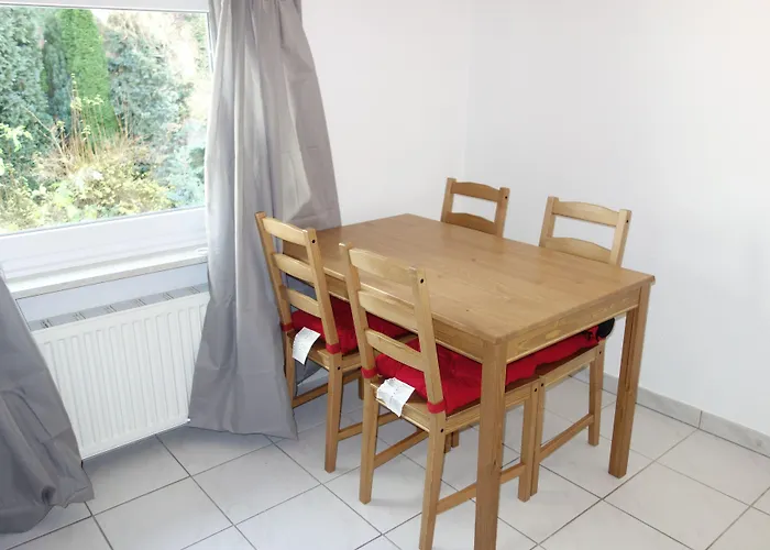 Lejlighed Tolstov - 3 With Garden - 20 Min Messe Dus & Airport Dus