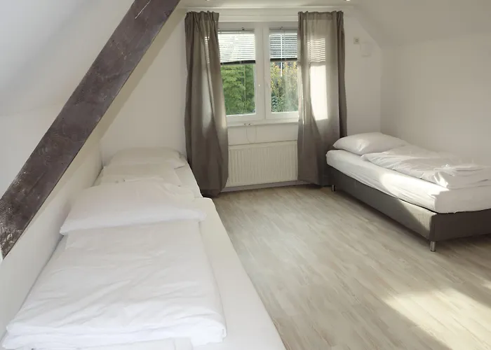 Tolstov - 3 With Garden - 20 Min Messe Dus & Airport Dus