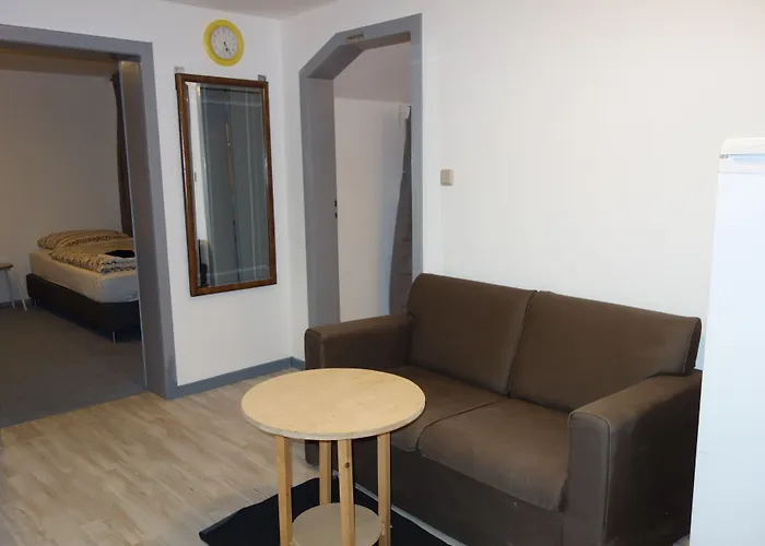 Tolstov - 3 With Garden - 20 Min Messe Dus & Airport Dus Lejlighed Meerbusch