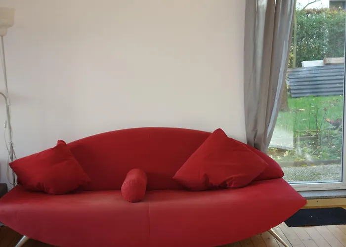 Lejlighed Tolstov - 3 With Garden - 20 Min Messe Dus & Airport Dus